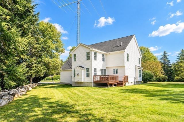 10-B Henley Rd, Acton, MA 01720