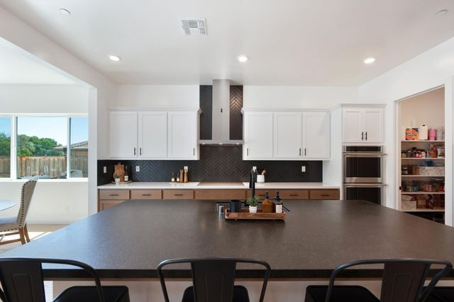 5085 Pryor Dr, Rescue, CA 95672