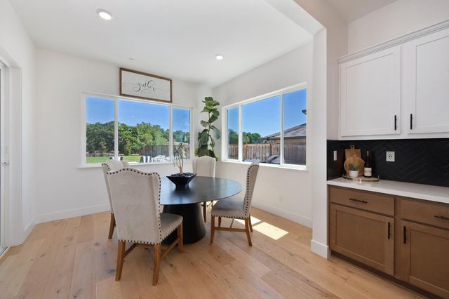 5085 Pryor Dr, Rescue, CA 95672