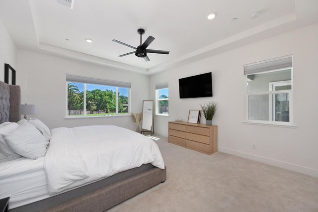 5085 Pryor Dr, Rescue, CA 95672