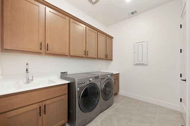 5085 Pryor Dr, Rescue, CA 95672