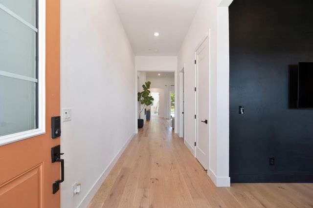 5085 Pryor Dr, Rescue, CA 95672