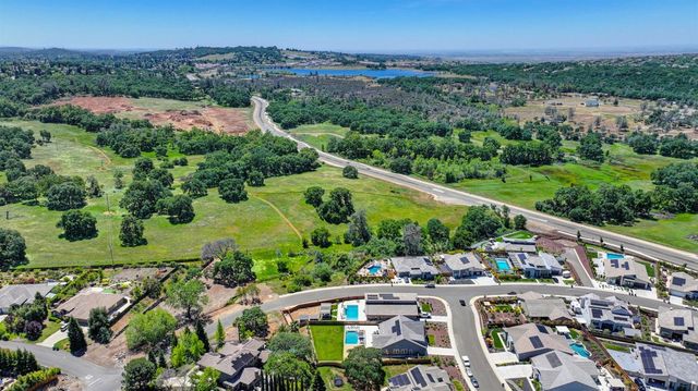 5085 Pryor Dr, Rescue, CA 95672