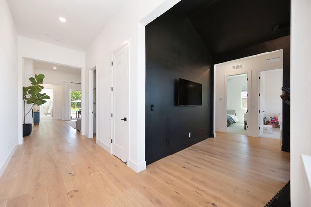 5085 Pryor Dr, Rescue, CA 95672
