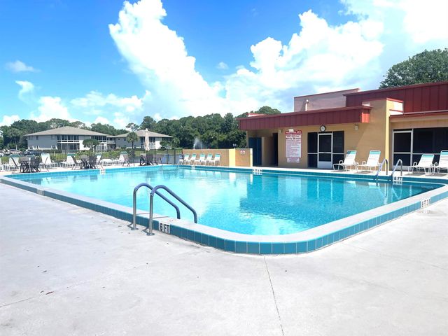 15 Lake Vista Trail 206, Port St Lucie, FL 34952