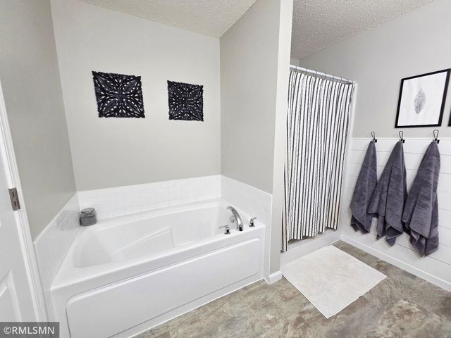 1667 Hidden Trail, Mayer, MN 55360