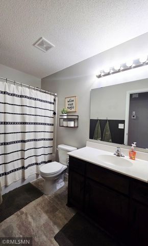 1667 Hidden Trail, Mayer, MN 55360