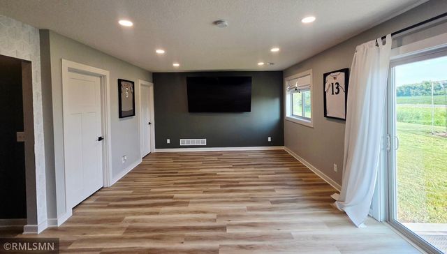 1667 Hidden Trail, Mayer, MN 55360