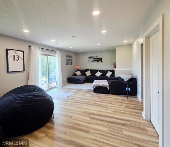 1667 Hidden Trail, Mayer, MN 55360