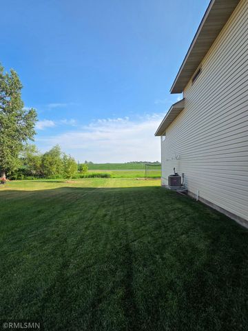 1667 Hidden Trail, Mayer, MN 55360