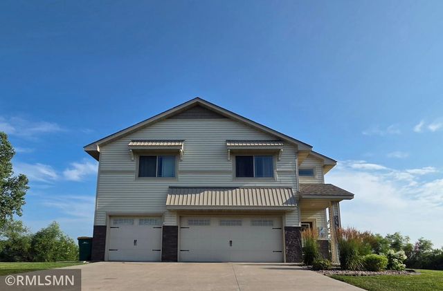 1667 Hidden Trail, Mayer, MN 55360