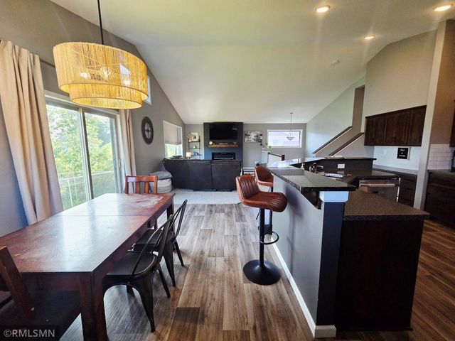 1667 Hidden Trail, Mayer, MN 55360