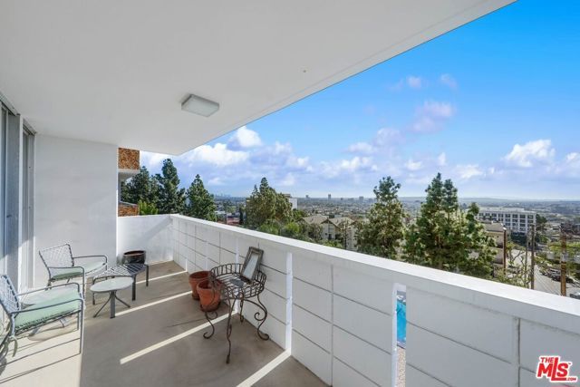 8787 Shoreham Drive 310, West Hollywood, CA 90069