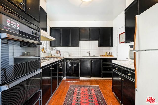 8787 Shoreham Drive 310, West Hollywood, CA 90069