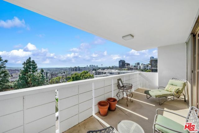 8787 Shoreham Drive 310, West Hollywood, CA 90069