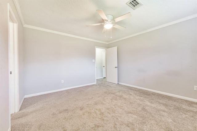 311 Stonehenge Lane, Friendswood, TX 77546