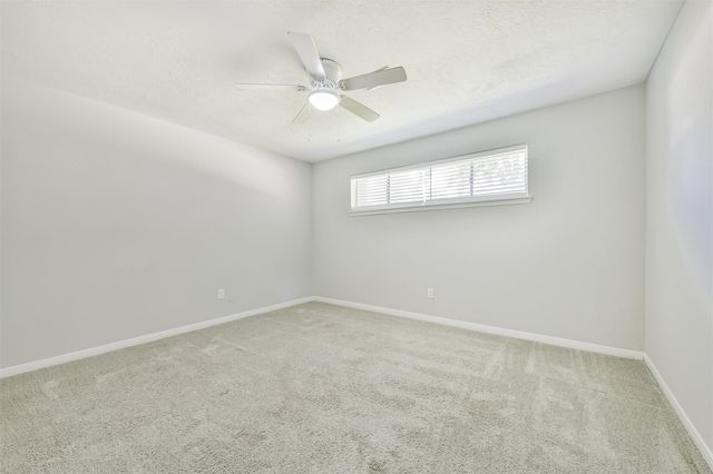 311 Stonehenge Lane, Friendswood, TX 77546