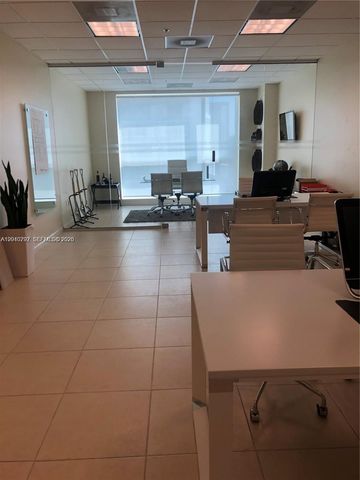 175 SW 7th St 1805, Miami, FL 33130