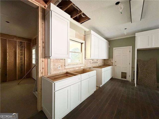 5271 Oglethorpe Court, Powder Springs, GA 30127