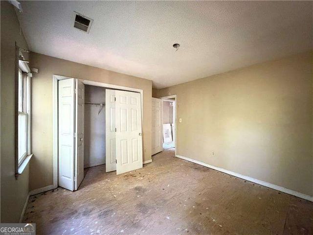 5271 Oglethorpe Court, Powder Springs, GA 30127