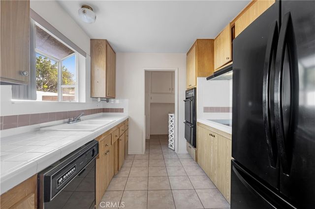 24200 Post Master, Harbor City, CA 90710