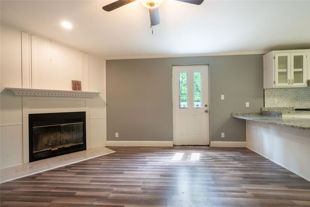 6617 Pecanwood Court, Mansfield, TX 76063