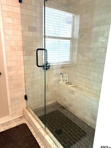 1212 CR 3107, Jacksonville, TX 75766