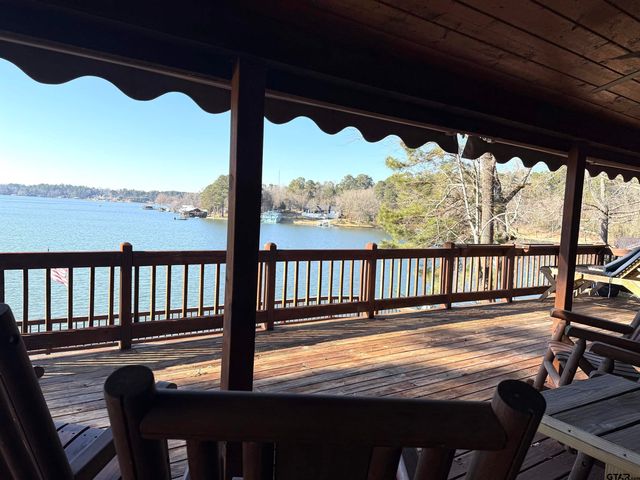 1212 CR 3107, Jacksonville, TX 75766