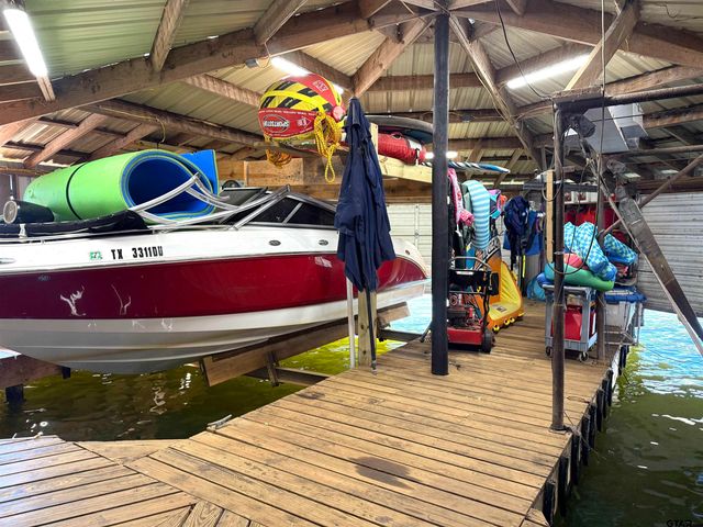 1212 CR 3107, Jacksonville, TX 75766