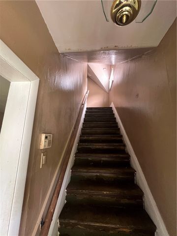 512 Glenn Street, Wilmerding, PA 15148