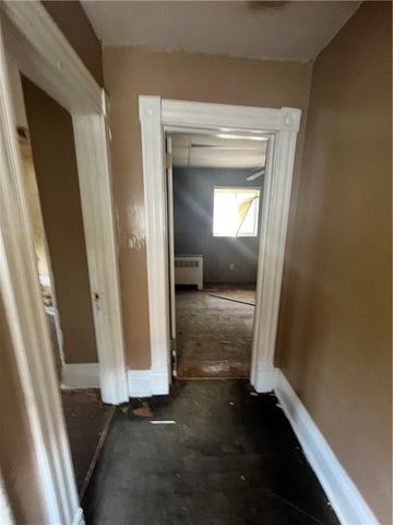512 Glenn Street, Wilmerding, PA 15148