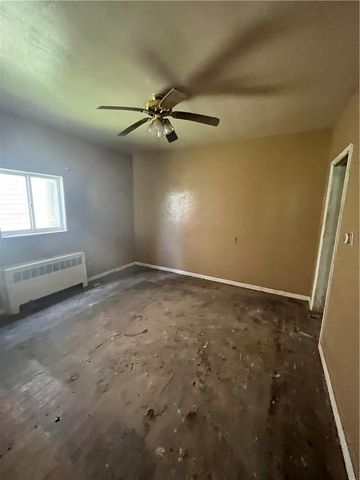 512 Glenn Street, Wilmerding, PA 15148