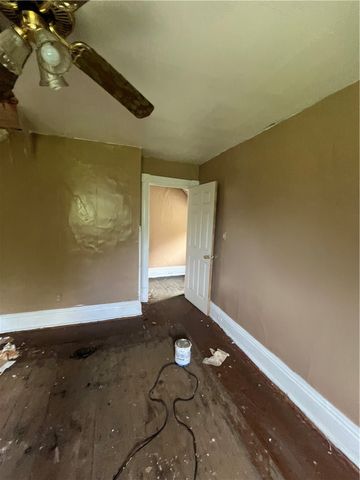 512 Glenn Street, Wilmerding, PA 15148