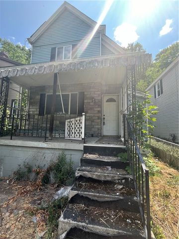 512 Glenn Street, Wilmerding, PA 15148