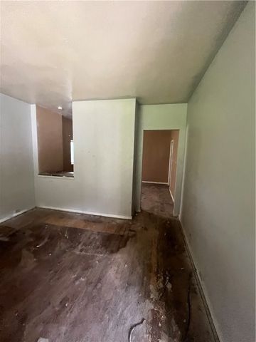 512 Glenn Street, Wilmerding, PA 15148