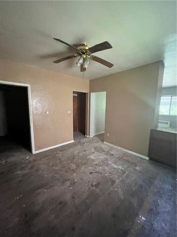 512 Glenn Street, Wilmerding, PA 15148