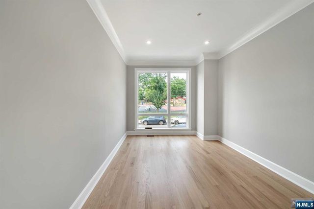 475 Oakdene Avenue 2, Cliffside Park, NJ 07010