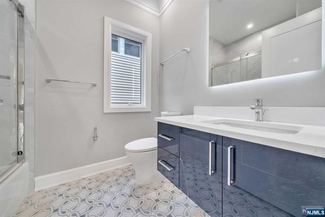 475 Oakdene Avenue 2, Cliffside Park, NJ 07010