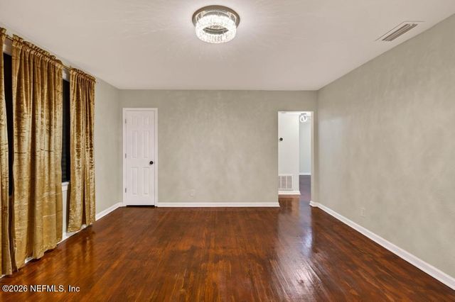 9046 TYLER Avenue, Jacksonville, FL 32208