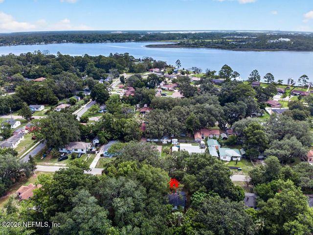 9046 TYLER Avenue, Jacksonville, FL 32208