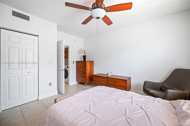 6861 SW 44th Street 202, Miami, FL 33155