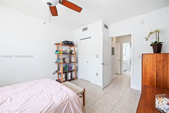 6861 SW 44th Street 202, Miami, FL 33155