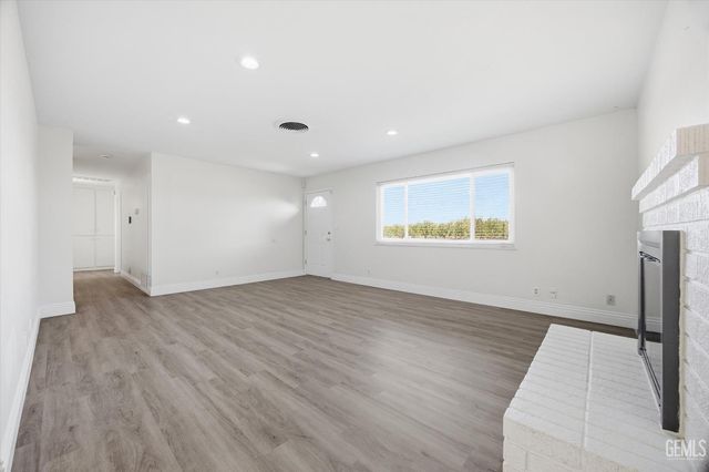 1154 State Avenue, Shafter, CA 93263