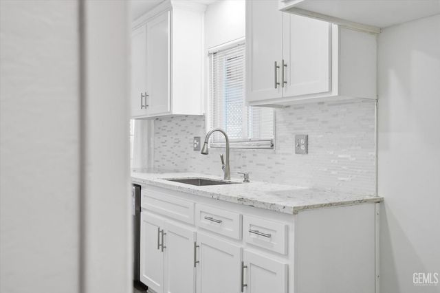 1154 State Avenue, Shafter, CA 93263