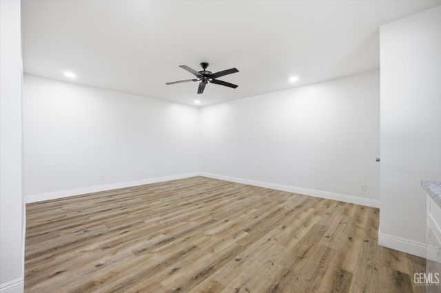 1154 State Avenue, Shafter, CA 93263