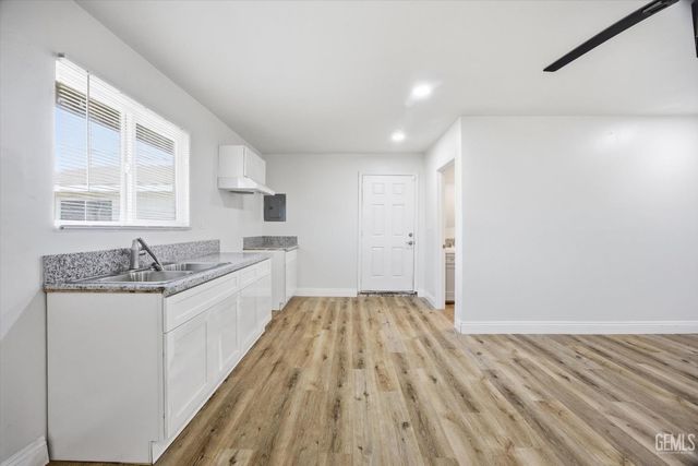 1154 State Avenue, Shafter, CA 93263