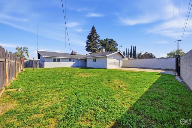 1154 State Avenue, Shafter, CA 93263