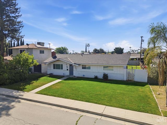 1154 State Avenue, Shafter, CA 93263