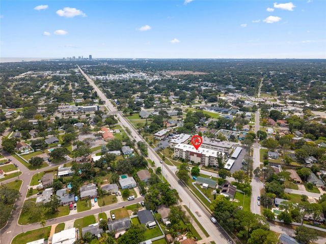 209 NE LINCOLN CIRCLE N 109, St Petersburg, FL 33702