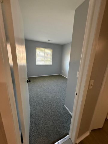 7708 Manor Circle Apt 103, Westland, MI 48185